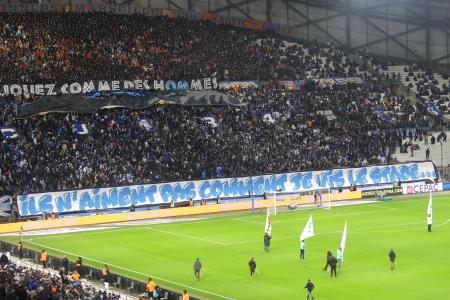 19-OM-LENS 01.jpg